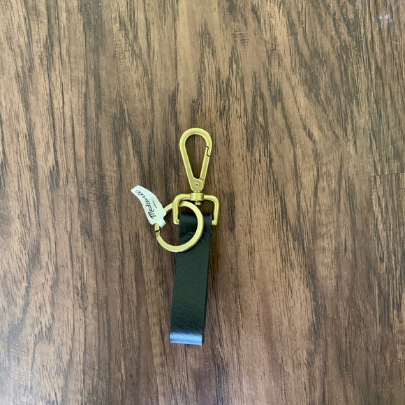 Madewell front door key fob - Picture 6 of 8